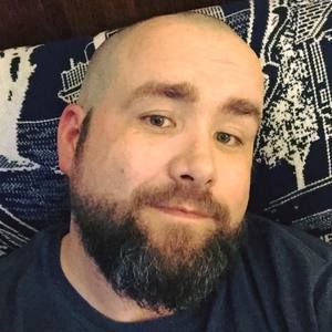 Meet your Posher, Dustin